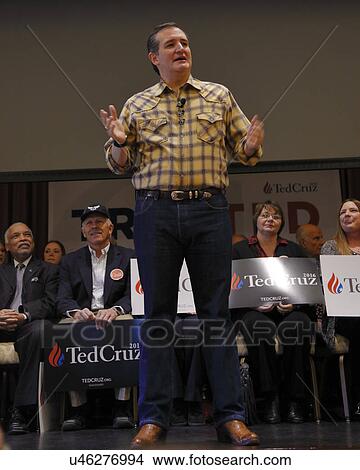Picture - LAS VEGAS, NEVADA, DECEMBER 17, 2015: Republican Presidential candidate Sen. Ted Cruz, R-Texas, speaks, points and waves during Presidential Nevada rally at Siena Community Ballroom, Las Vegas, NV. Fotosearch