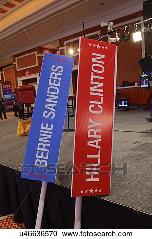Stock Image - LAS VEGAS, NV - OCTOBER 13, 2015 - CNN Democratic presidential debate shows Bernie Sanders and Hillary Clinton Signs at Wynn Las Vegas on October 13, 2015 in Las Vegas, Nevada.. Fotosearch