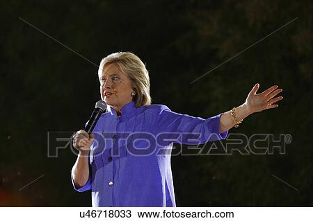 Stock Image - LAS VEGAS, NV - OCTOBER 14, 2015: Hillary Clinton, former U. S. secretary of state and 2016 Democratic presidential candidate, speaks at Hillary for America Nevada Rally, Springs Preserve Amphitheater. Fotosearch