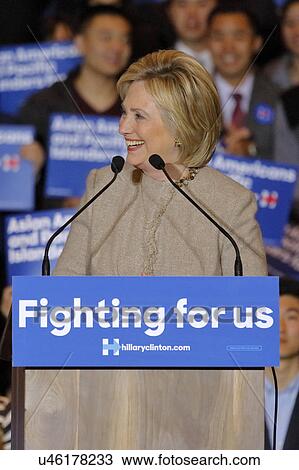 SAN GABRIEL, LA, CA - JANUARY 7, 2016, Democratic Presidential candidate Hillary Clinton waves and smiles to Asian American and Pacific Islander (AAPI) members. View Large Photo Image Stock Image - SAN GABRIEL, LA, CA - JANUARY 7, 2016, Democratic Presidential candidate Hillary Clinton waves and smiles to Asian American and Pacific Islander (AAPI) members.. Fotosearch