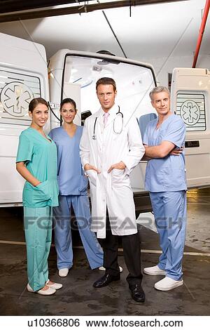 Stock Photograph - E. R. team. Fotosearch