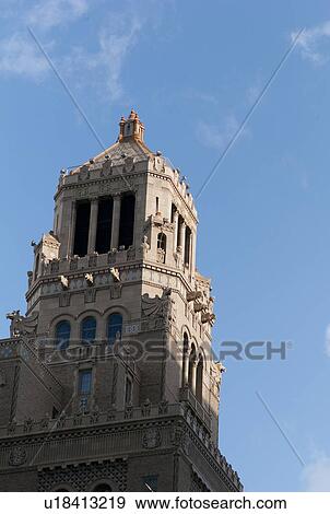 Stock Photo - Mayo Clinic, Plummer building in Rochester, Minnesota, USA. Fotosearch