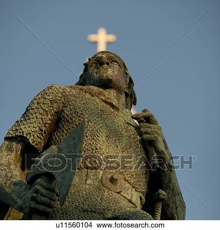 Picture - metal statue Leifur Ericksson. Fotosearch