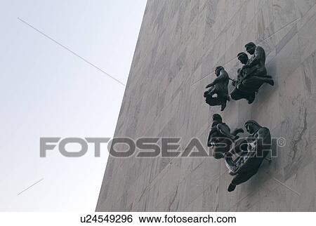 Stock Photograph - Statues on a wall of the Mayo Clinic in Rochester, Minnesota, USA. Fotosearch