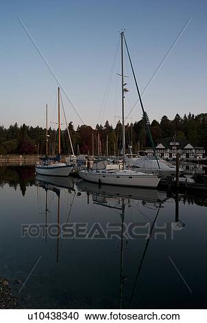 Stock Image - Twilight sky in Vancouver, British Columbia, Canada. Fotosearch
