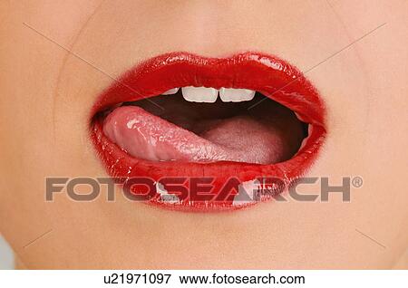女性の若い成人 Mouth Tongue 唇をなめる 写真館 イメージ館 U Fotosearch