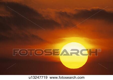 Stock Photo - Morning Sun. Fotosearch