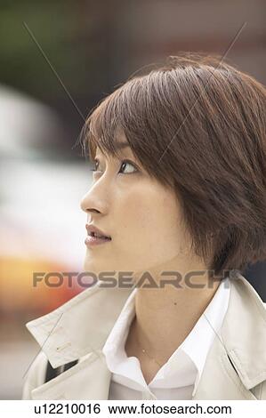 Stock Photograph - Profile of businesswoman. Fotosearch