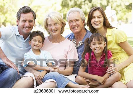 Extended Group Portrait Of Family Enjoying Day In Park View Large Photo Image Stock Image - Extended Group Portrait Of Family Enjoying Day In Park. Fotosearch