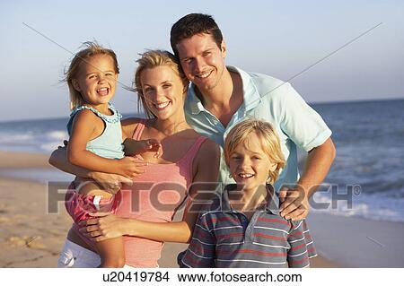 Portrait Of Family On Beach Holiday View Large Photo Image Picture - Portrait Of Family On Beach Holiday. Fotosearch