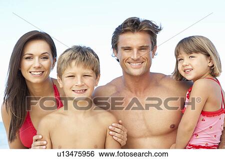 Portrait Of Family On Summer Beach Holiday View Large Photo Image Stock Photograph - Portrait Of Family On Summer Beach Holiday. Fotosearch
