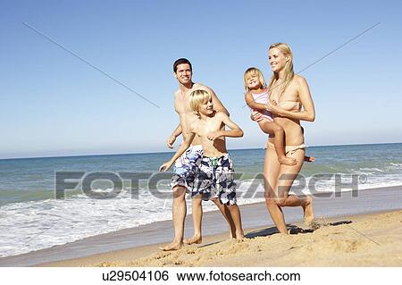 Portrait Of Family On Summer Beach Holiday View Large Photo Image Stock Photograph - Portrait Of Family On Summer Beach Holiday. Fotosearch