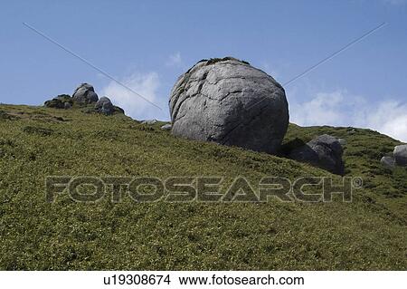 Picture - Boulder. Fotosearch