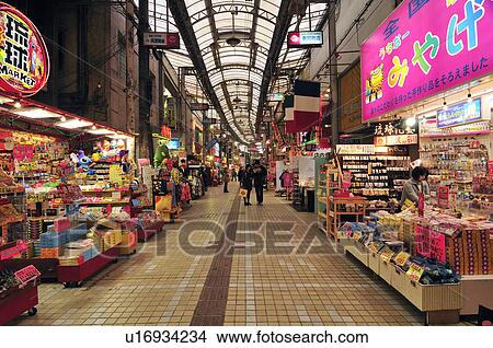 Picture - Market Street. Fotosearch