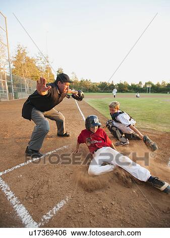 USA, California, Ladera Ranch, boys (10-11) playing baseball View Large Photo Image Stock Photograph - USA, California, Ladera Ranch, boys (10-11) playing baseball. Fotosearch