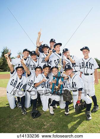 USA, California, Ladera Ranch, portrait of little league players (aged 10-11) View Large Photo Image Stock Photograph - USA, California, Ladera Ranch, portrait of little league players (aged 10-11). Fotosearch