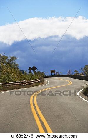 Stock Photograph - USA, New York, Bear Mountain, winding road. Fotosearch