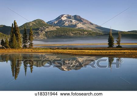 USA, Oregon, Sparks Lake View Large Photo Image Picture - USA, Oregon, Sparks Lake. Fotosearch