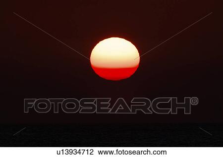 Sea Horizon Over Water Sunrise Sun Dramatic Sky View Large Photo Image Stock Image - Sea Horizon Over Water Sunrise Sun Dramatic Sky. Fotosearch
