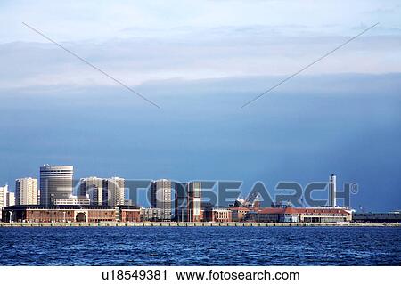 Stock Image - Kobe Harbor. Fotosearch