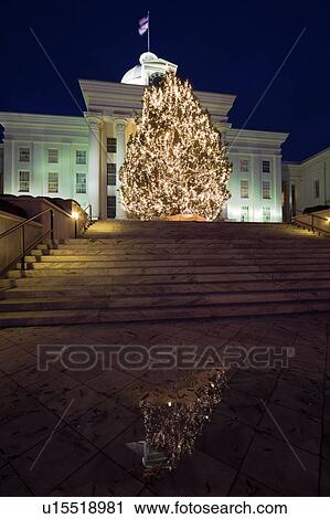 USA, Alabama, Montgomery, Christmas tree outside State Capitol building View Large Photo Image Stock Image - USA, Alabama, Montgomery, Christmas tree outside State Capitol building. Fotosearch