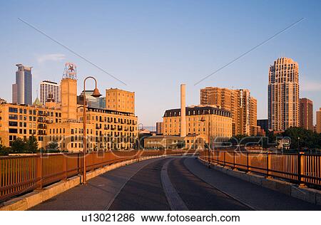 USA, Minneapolis, Minnesota, Bridge near downtown View Large Photo Image Stock Photograph - USA, Minneapolis, Minnesota, Bridge near downtown. Fotosearch