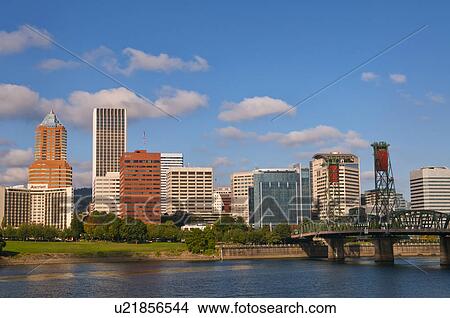 USA, Oregon, Portland skyline View Large Photo Image Picture - USA, Oregon, Portland skyline. Fotosearch