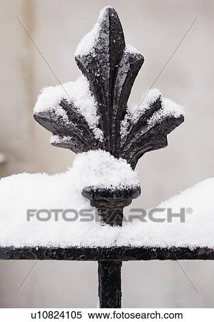 USA, New York State, Brooklyn, Williamsburg, railing covered with snow View Large Photo Image Stock Photography - USA, New York State, Brooklyn, Williamsburg, railing covered with snow. Fotosearch