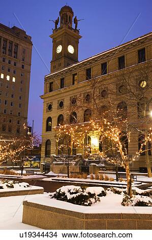 USA, Ohio, Courthouse building in Winter, dusk, Canton View Large Photo Image Picture - USA, Ohio, Courthouse building in Winter, dusk, Canton. Fotosearch