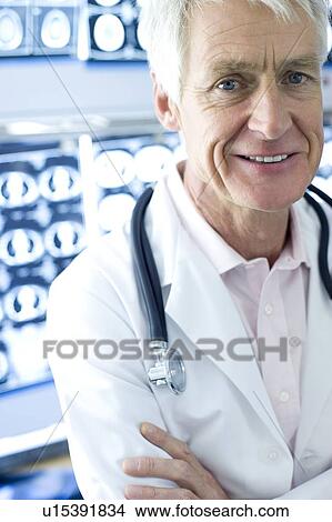 Picture - Radiologist. Fotosearch