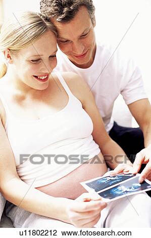 Stock Image - Expectant parents. Fotosearch