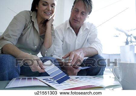 Stock Image - Happy couple. Fotosearch