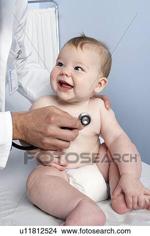 Picture - Paediatric examination. Fotosearch