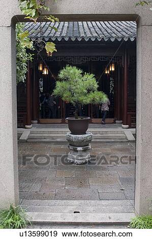 Lingering Garden, Suzhou, Jiangsu Province, China View Large Photo Image Stock Photo - Lingering Garden, Suzhou, Jiangsu Province, China. Fotosearch