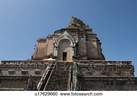 Low angle view of Wat Chedi Luang, Chiang Mai, Thailand View Large Photo Image Stock Image - Low angle view of Wat Chedi Luang, Chiang Mai, Thailand. Fotosearch