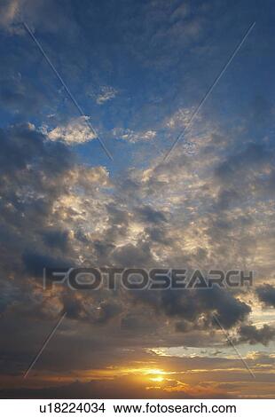 Picture - Sunset sky. Fotosearch