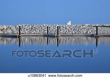 Stock Image - USA, Wisconsin, Milwaukee, Lake Michigan waterfront. Fotosearch