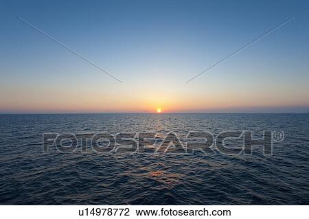 Aegean Sea horizon at sunset View Large Photo Image Stock Image - Aegean Sea horizon at sunset. Fotosearch