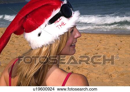 Picture - Christmas day at the beach. Fotosearch