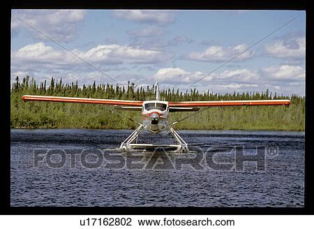 Airplane landing in the water View Large Photo Image Stock Image - Airplane landing in the water. Fotosearch
