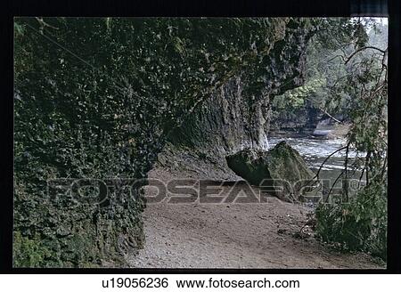 Stock Photograph - Rocky shoreline . Fotosearch