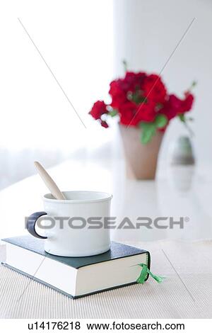 Stock Photo - Bunch of Red Roses. Fotosearch