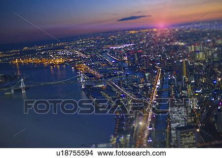 Picture - Rainbow Bridge and Tokyo at Sunset. Fotosearch