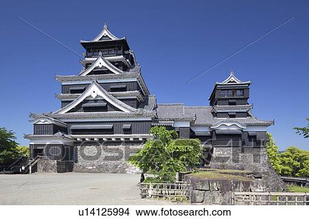 Picture - Kumamoto castle, Kumamoto Prefecture, Kyushu, Japan. Fotosearch