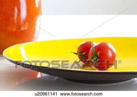Cherry Tomatoes on Plate View Large Photo Image Stock Image - Cherry Tomatoes on Plate. Fotosearch