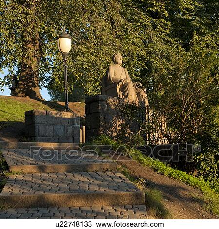 Stock Image - Statue of Franklin D. Roosevelt in a park, Akershus Fortress, Oslo, Norway. Fotosearch