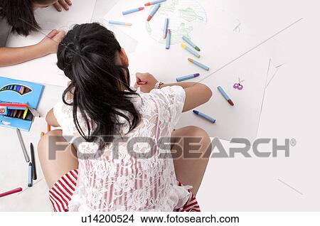 Picture - Child, Children drawing on the floor. Fotosearch