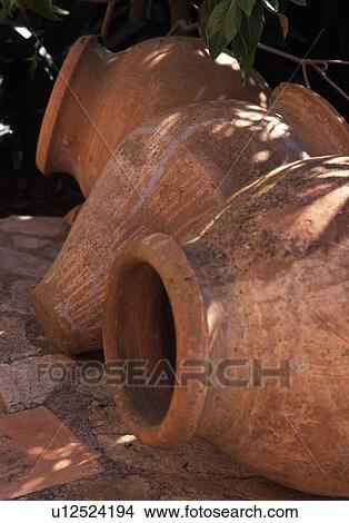 Terracotta vases View Large Photo Image Picture - Terracotta vases. Fotosearch