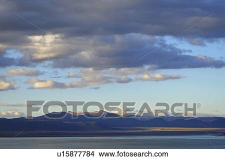 USA, California, Mono Lake at dusk View Large Photo Image Picture - USA, California, Mono Lake at dusk. Fotosearch