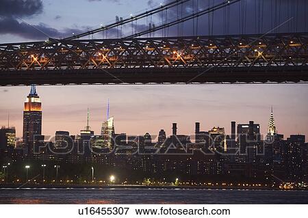 USA, New York State, New York City, Manhattan, Williamsburg Bridge at dusk View Large Photo Image Stock Photo - USA, New York State, New York City, Manhattan, Williamsburg Bridge at dusk. Fotosearch